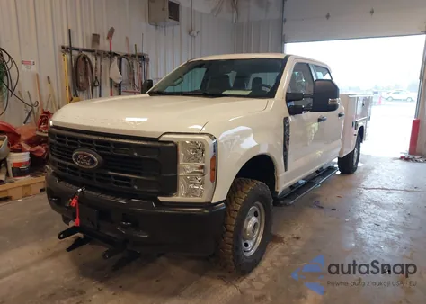 2025 Ford F-250 Xl z USA, uszkodzony, nr VIN 1FT7W2BA6SED08097